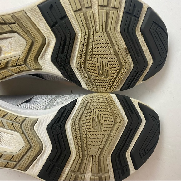 New Balance Women's FuelCore Nergize V1 Sneaker Gray Size 7 - Picture 6 of 12